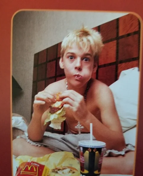 Aaron Carter - Biography, Age, Net Worth, Career & Family Favourites