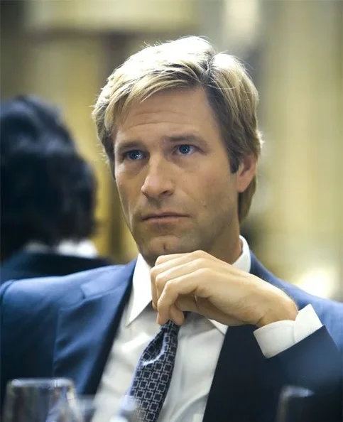 Aaron Eckhart - Biography, Age, Net Worth, Career & Family Cost of Becoming