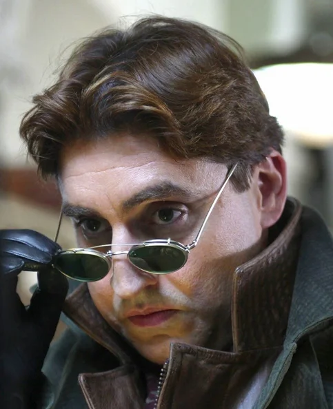 Alfred Molina - Biography, Age, Net Worth, Career & Family Cost of Becoming