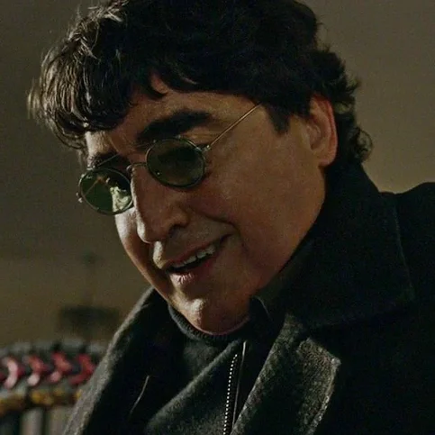 Alfred Molina - Biography, Age, Net Worth, Career & Family Favourites