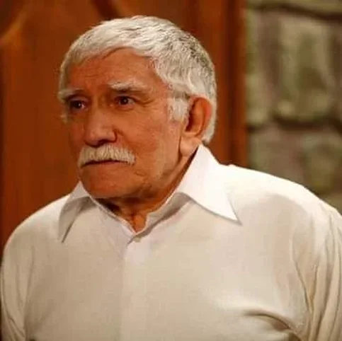 Armen Dzhigarkhanyan - Biography, Age, Net Worth, Career & Family Favourites