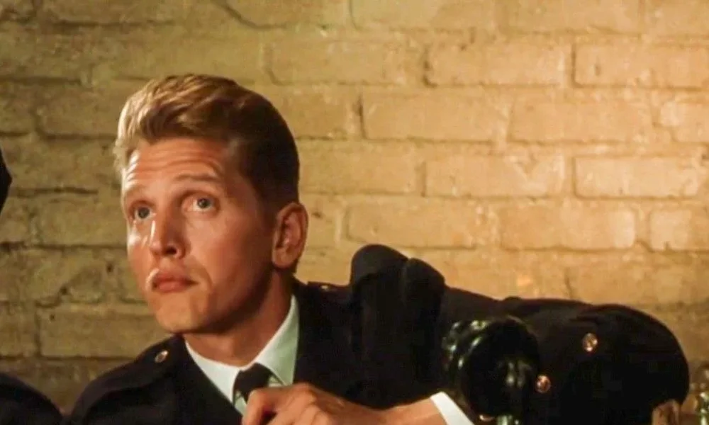 Barry Pepper - Image 1