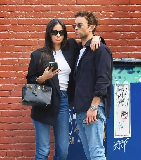 Chace Crawford - Biography, Age, Net Worth, Career & Family Cost of Becoming