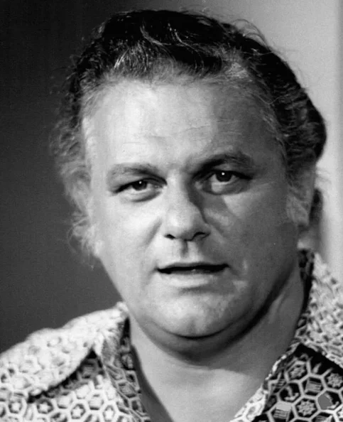 Charles Durning - Biography, Age, Net Worth, Career & Family Cost of Becoming