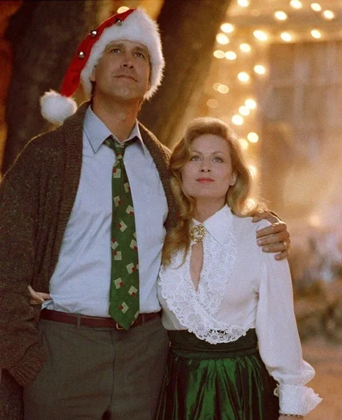 Chevy Chase - Biography, Age, Net Worth, Career & Family Favourites