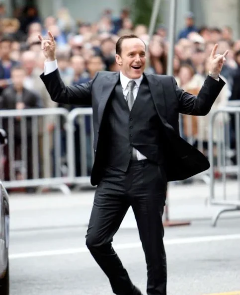 Clark Gregg - Biography, Age, Net Worth, Career & Family Cost of Becoming