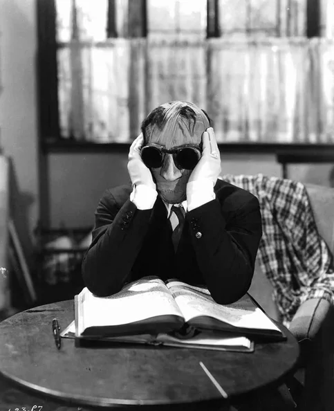 Claude Rains - Biography, Age, Net Worth, Career & Family Favourites