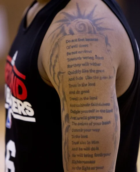 Damian Lillard - Biography, Age, Net Worth, Career & Family Favourites