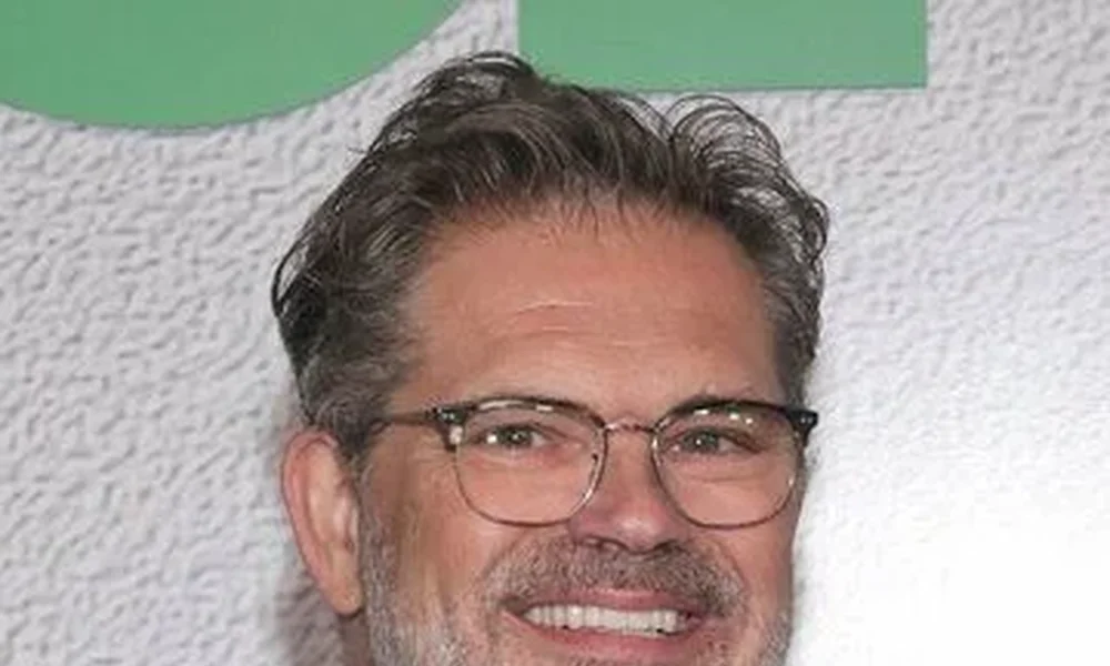 Dana Gould - Image 1