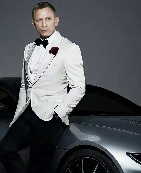 Daniel Craig - Biography, Age, Net Worth, Career & Family Emotional Geography
