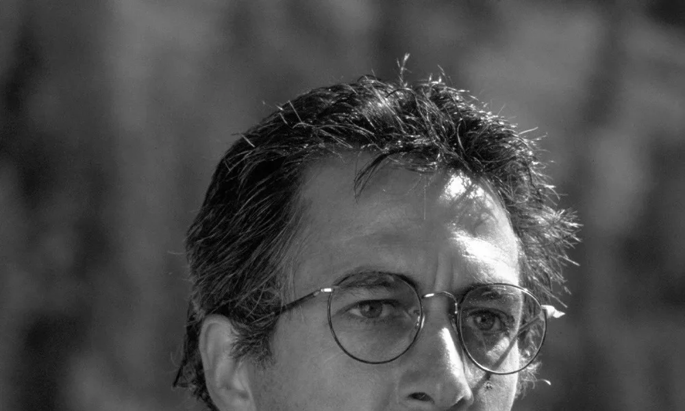 David Strathairn - Image 1