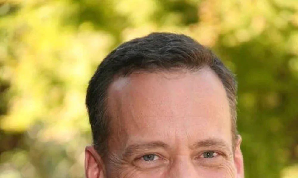 Dee Bradley Baker - Image 1