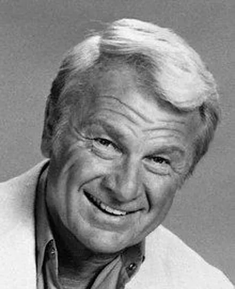 Eddie Albert - Biography, Age, Net Worth, Career & Family Timeline
