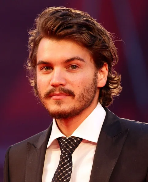 Emile Hirsch - Biography, Age, Net Worth, Career & Family Timeline