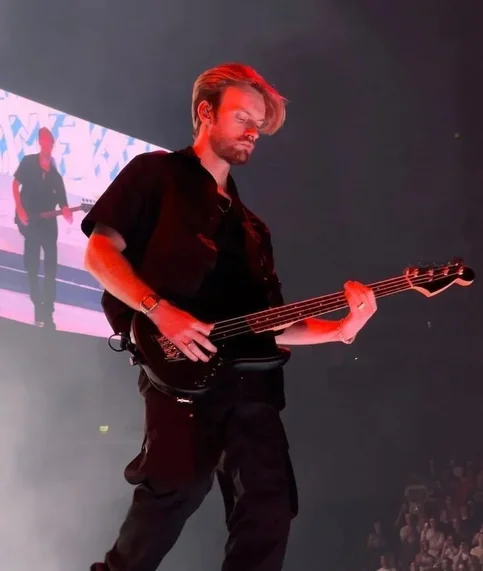 Finneas O'Connell - Biography, Age, Net Worth, Career & Family Cost of Becoming