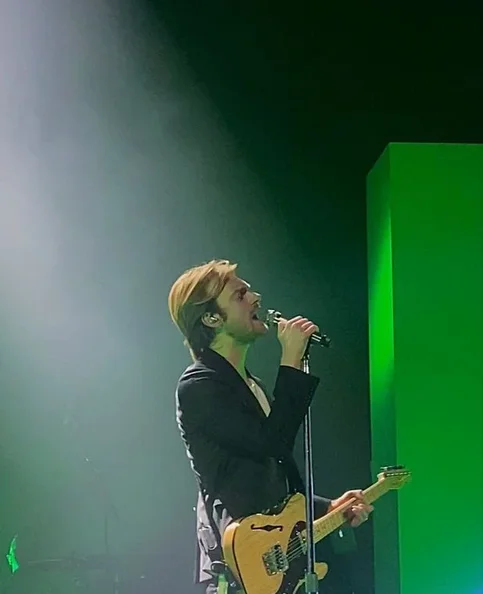 Finneas O'Connell - Biography, Age, Net Worth, Career & Family Emotional Geography