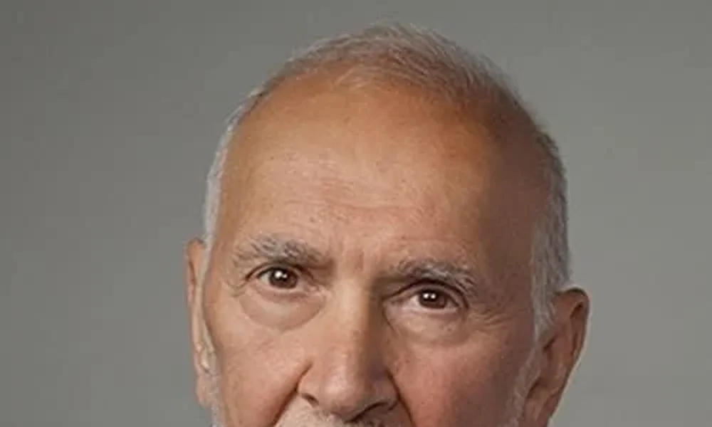 Frank Langella - Image 1