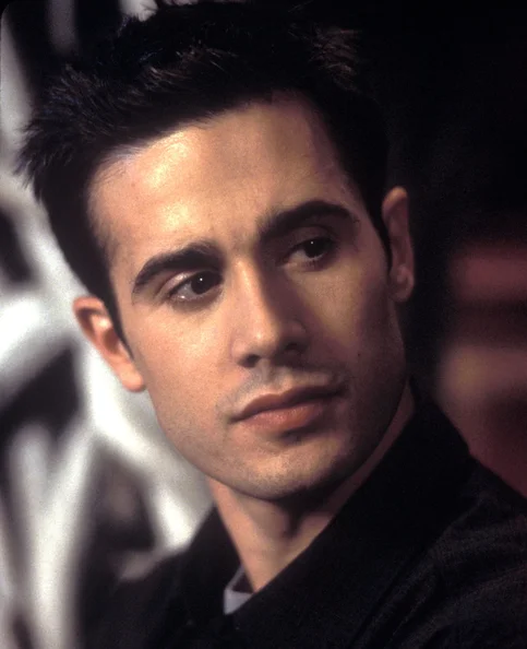 Freddie Prinze Jr. - Biography, Age, Net Worth, Career & Family Emotional Geography