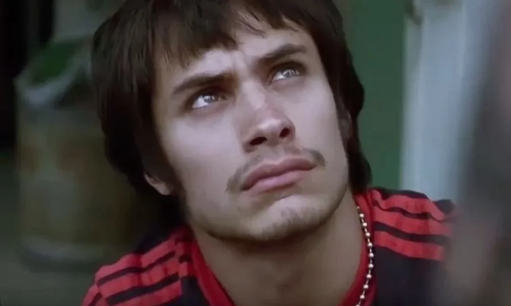 Gael García Bernal - Image 1