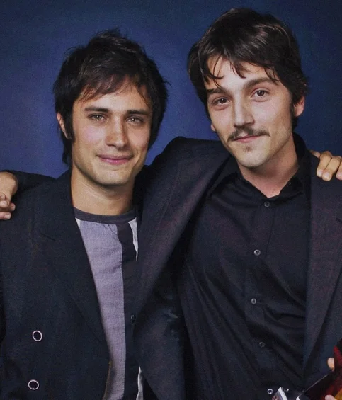 Gael García Bernal - Biography, Age, Net Worth, Career & Family Timeline