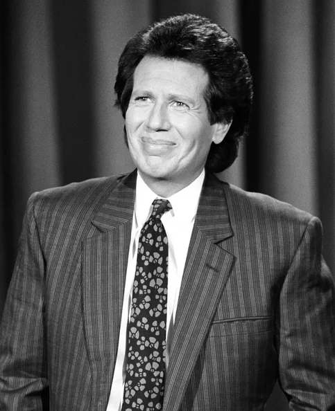 Garry Shandling - Biography, Age, Net Worth, Career & Family Favourites