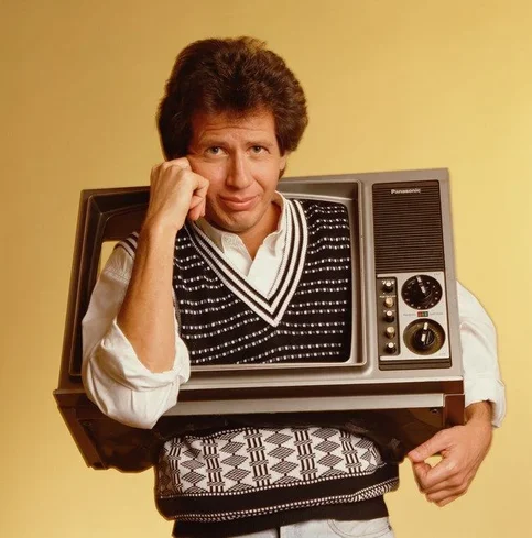 Garry Shandling - Biography, Age, Net Worth, Career & Family Timeline