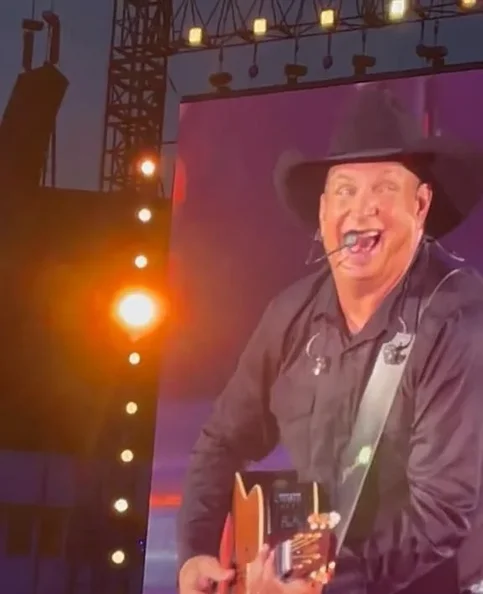 Garth Brooks - Biography, Age, Net Worth, Career & Family Emotional Geography