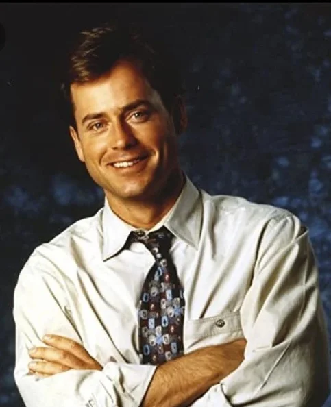 Greg Kinnear - Biography, Age, Net Worth, Career & Family Timeline