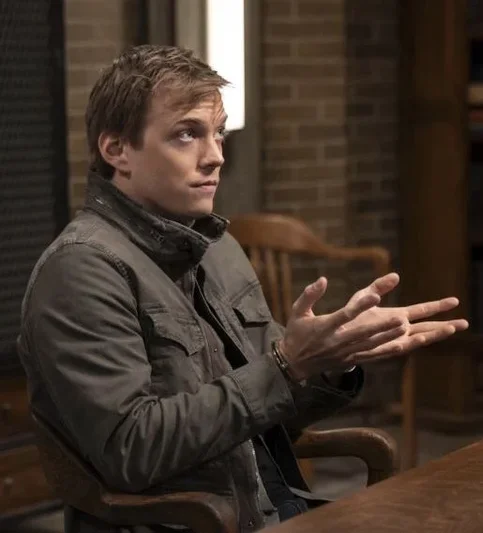 Jake Abel - Biography, Age, Net Worth, Career & Family Timeline