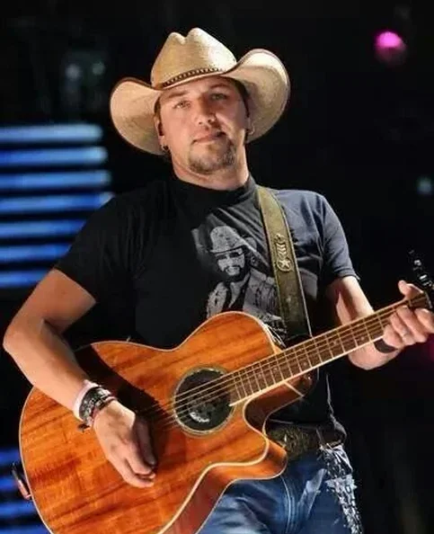 Jason Earles - Biography, Age, Net Worth, Career & Family Emotional Geography