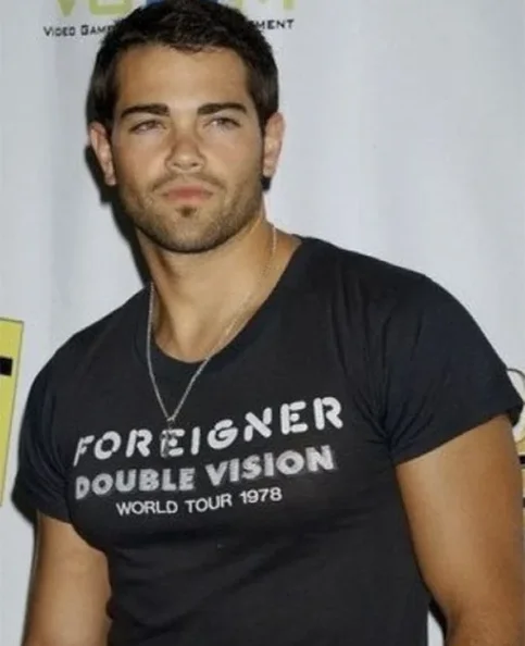 Jesse Metcalfe - Biography, Age, Net Worth, Career & Family Timeline
