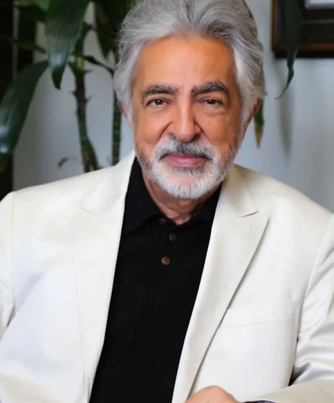 Joe Mantegna - Biography, Age, Net Worth, Career & Family Favourites