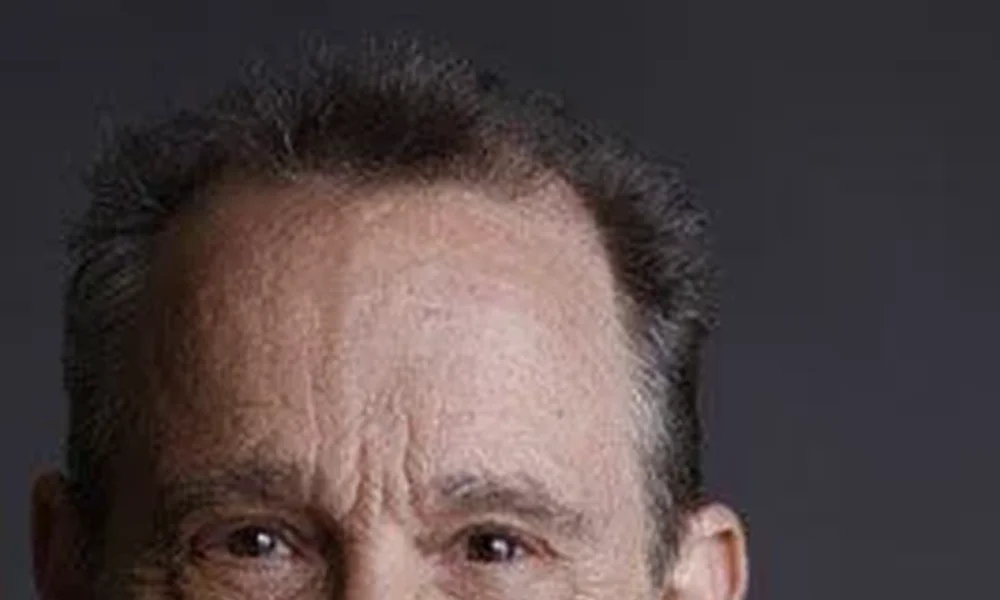 Joel Grey - Image 1