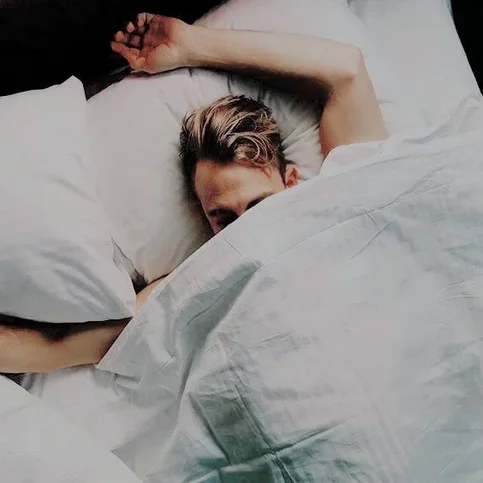 Joel Kinnaman - Biography, Age, Net Worth, Career & Family Favourites