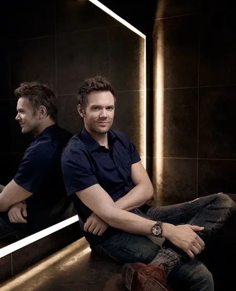 Joel McHale - Biography, Age, Net Worth, Career & Family Cost of Becoming