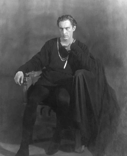 John Barrymore - Biography, Age, Net Worth, Career & Family Favourites