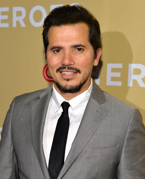 John Leguizamo - Biography, Age, Net Worth, Career & Family Timeline