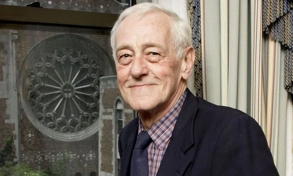 John Mahoney - Image 1