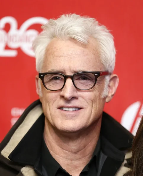 John Slattery - Biography, Age, Net Worth, Career & Family Cost of Becoming