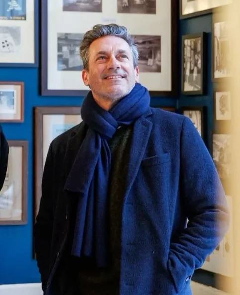 Jon Hamm - Biography, Age, Net Worth, Career & Family Cost of Becoming