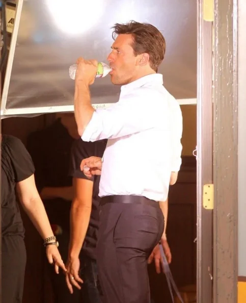 Jon Hamm - Biography, Age, Net Worth, Career & Family Favourites