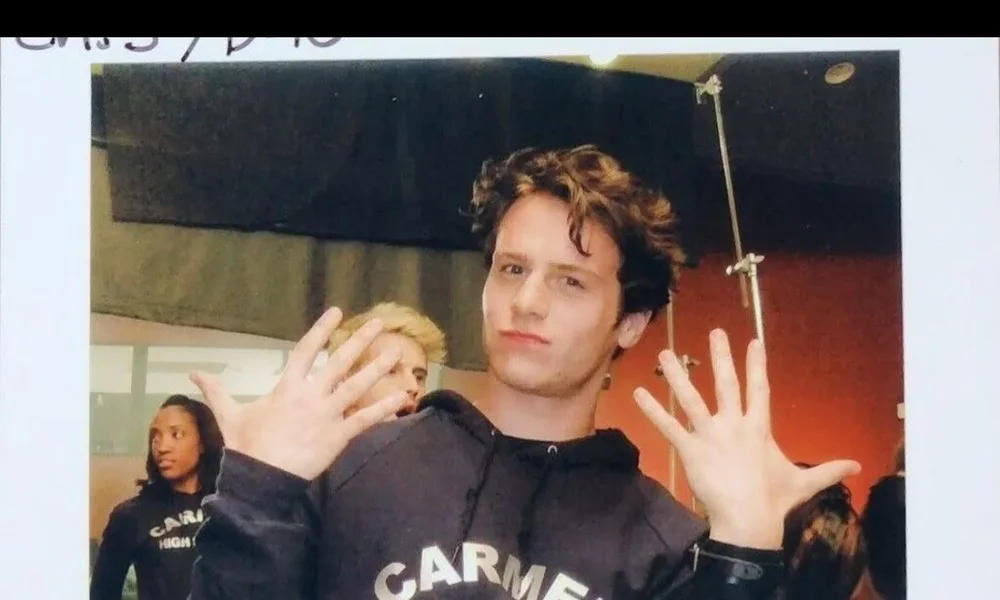 Jonathan Groff - Image 1