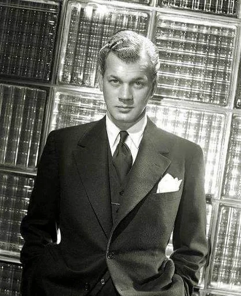 Joseph Cotten - Biography, Age, Net Worth, Career & Family Emotional Geography