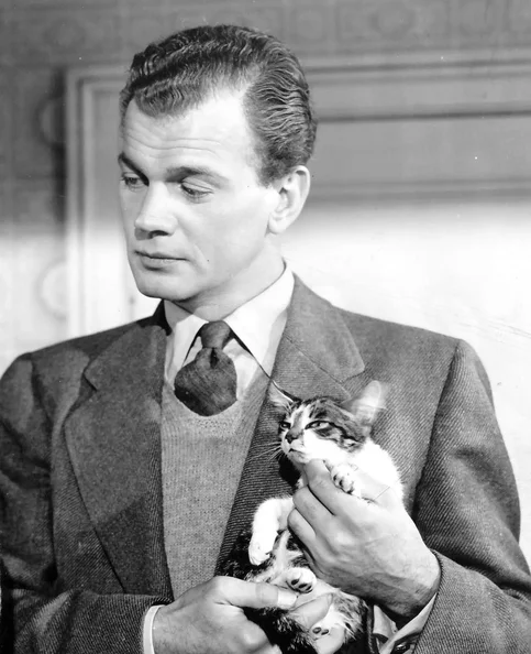 Joseph Cotten - Biography, Age, Net Worth, Career & Family Timeline