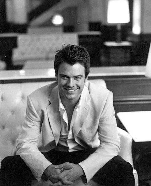 Josh Duhamel - Biography, Age, Net Worth, Career & Family Cost of Becoming