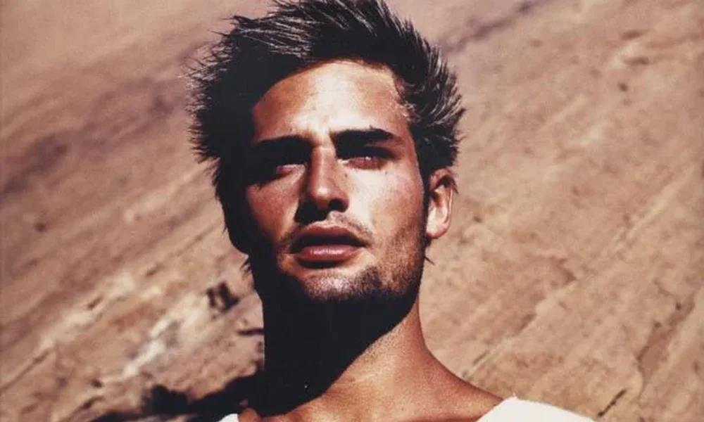Josh Holloway - Image 1