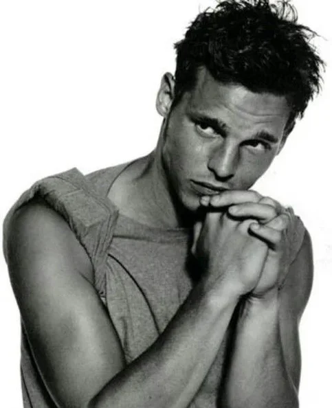 Justin Chambers - Biography, Age, Net Worth, Career & Family Favourites