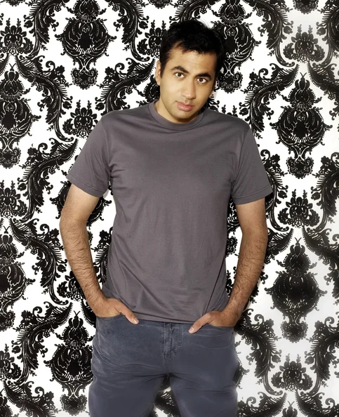 Kal Penn - Biography, Age, Net Worth, Career & Family Favourites
