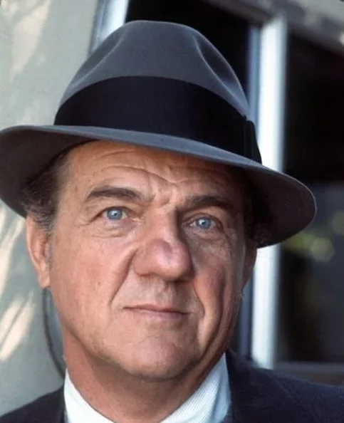Karl Malden - Biography, Age, Net Worth, Career & Family Favourites