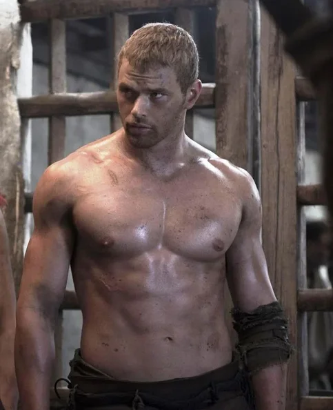 Kellan Lutz - Biography, Age, Net Worth, Career & Family Emotional Geography